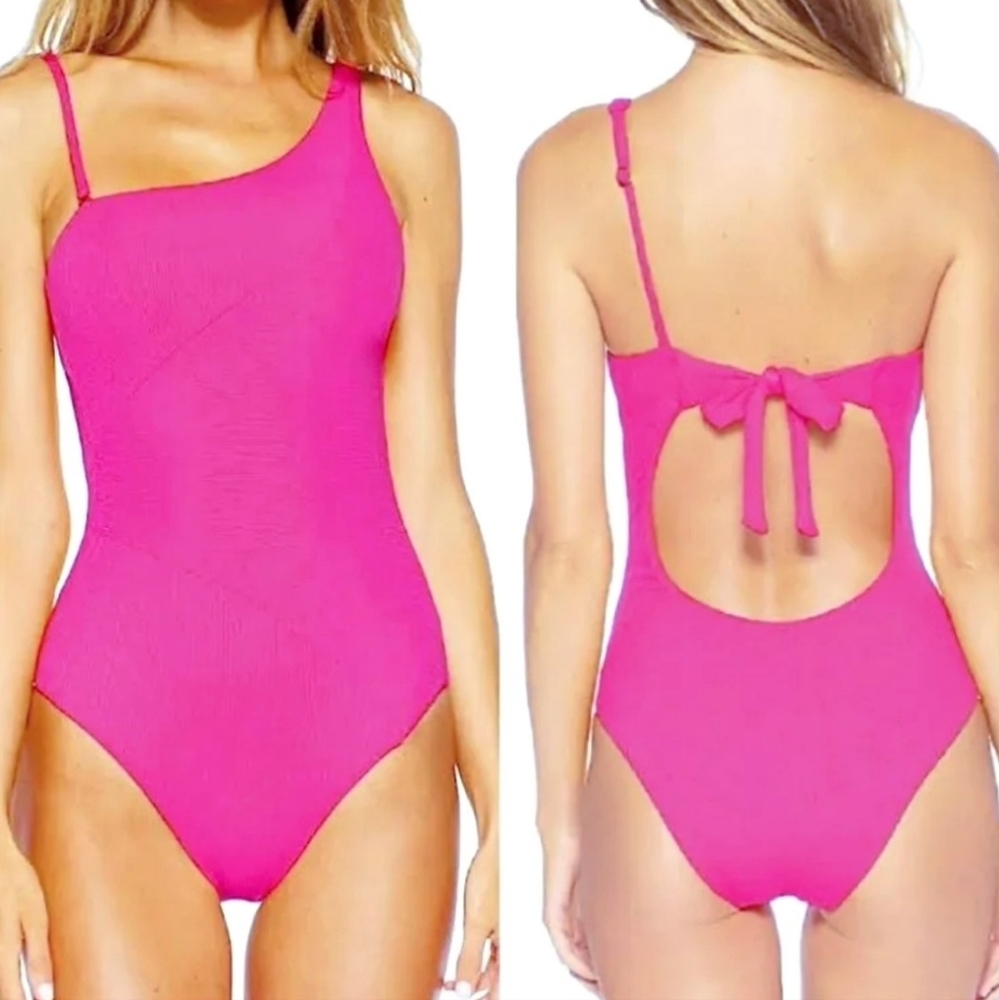 ❤️‍🔥4 for $25 SALE: NEW Becca One Piece